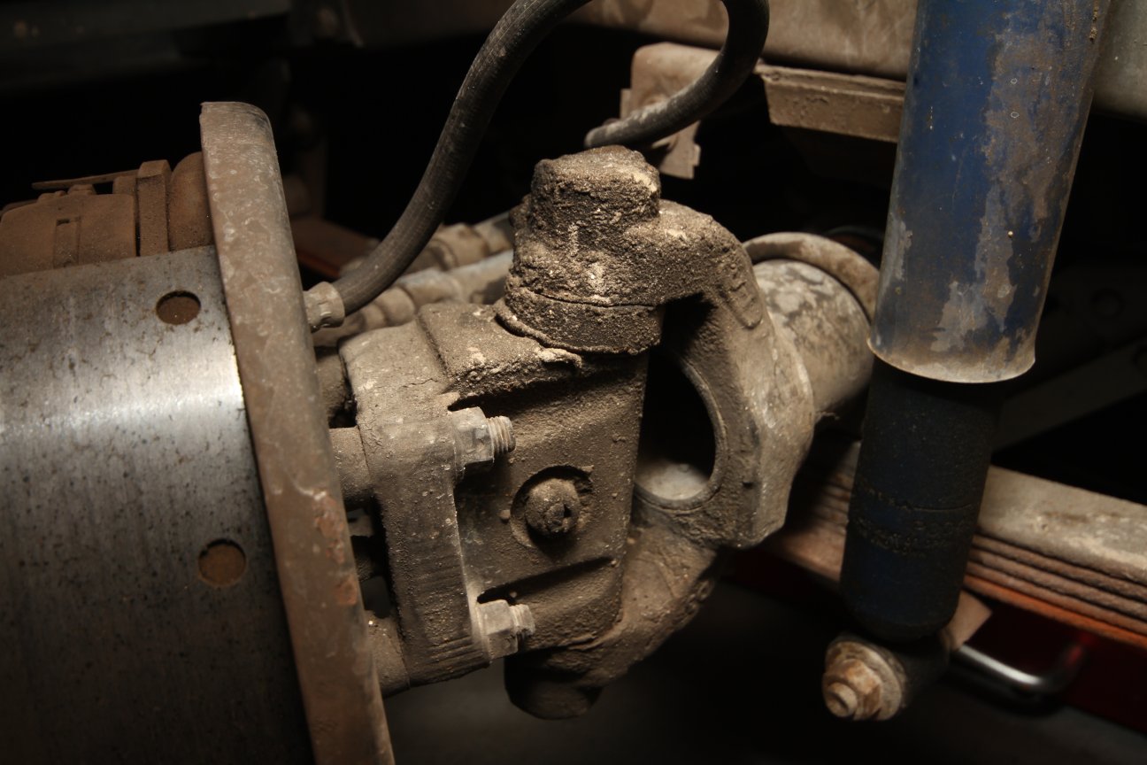 http://www.ronman.org/pics/misc/jeep/IMG_8633.jpg