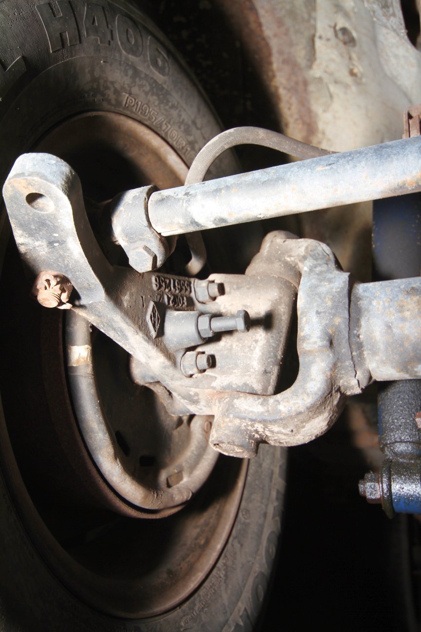 http://www.ronman.org/pics/misc/jeep/IMG_8638.jpg